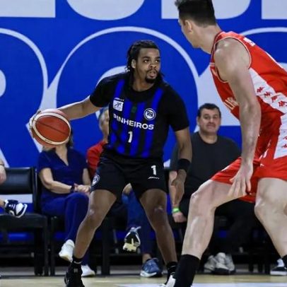 Pinheiros enfrenta Sesi Franca pela semifinal do Super 8