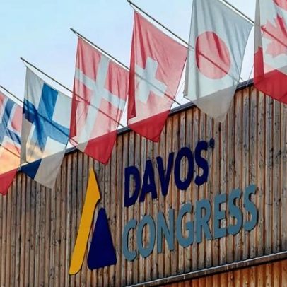 IA domina Davos entre promessas de empregos e temores de demissões