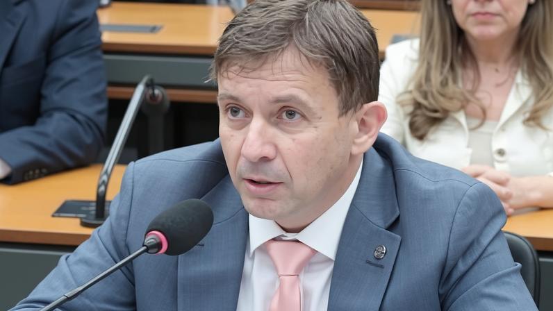 O deputado federal Eduardo Velloso (União Brasil/AC), na Câmara, em dezembro de 2025