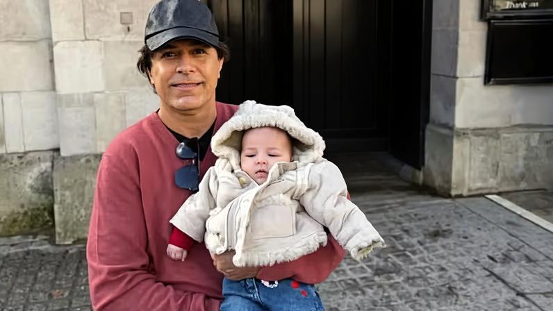 Tom Cavalcante com a neta Antonella