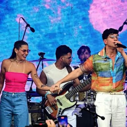Ana Castela faz aparição surpresa em show de Léo Foguete no alto-mar