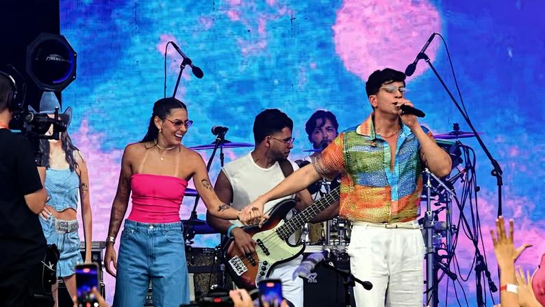 Ana Castela e Léo Foguete — Foto: Leo Franco / AgNews