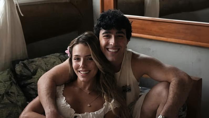 Enzo Rabelo e influenciadora, Carol Bondariw — Foto: Reprodução/Instagram