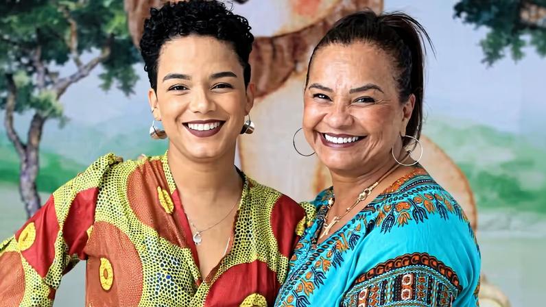 Solange Couto ao lado da filha, Morena Mariah — Foto: Divulgação