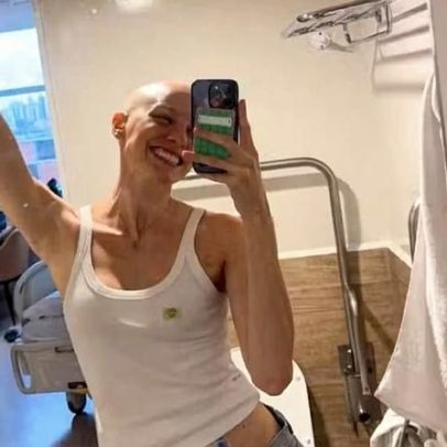 Dani Gondim celebra penúltima internação de quimioterapia