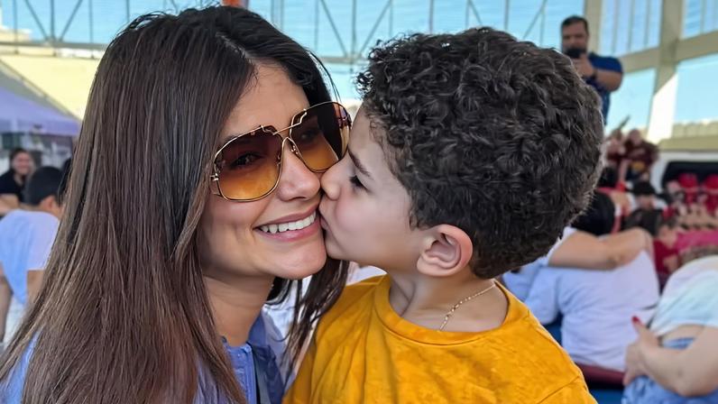 Ingra Soares, ex de Zé Vaqueiro