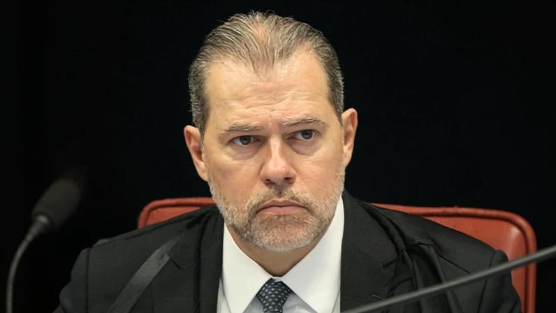 Alvo de críticas, Toffoli teve o nome usado para coletar assinaturas para uma CPI