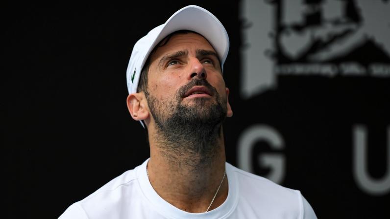 Djokovic realiza primeiro treino no Melbourne Park