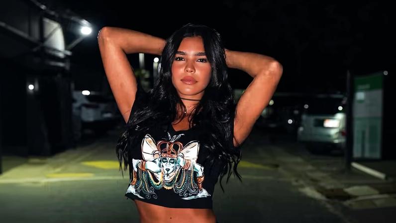 Duda Guerra celebra convite para desfilar pela Imperatriz Leopoldinense na Sapucaí — Foto: Reprodução/ Instagram