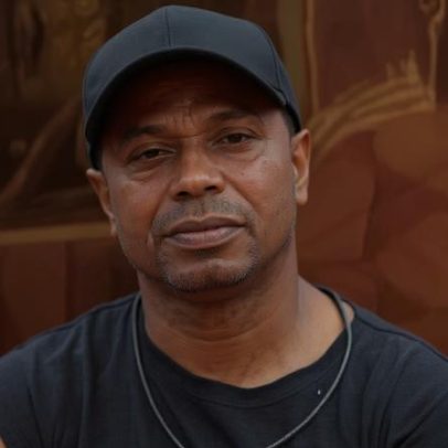Edilson Capetinha comenta entrada no BBB 26: afirma estar pelo dinheiro