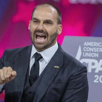 Eduardo Bolsonaro questiona a união da direita e cobra apoio a Flávio