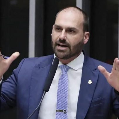 Eduardo afirma inveja de Maduro pelas condições da prisão de Bolsonaro