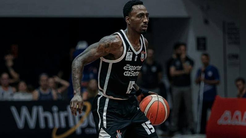 Elyjah Clark foi o destaque do Corinthians no NBB (Foto: Reprodução/Instagram)