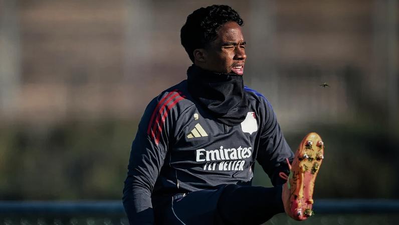 Endrick em treinamento com companheiros do Lyon (Foto: Divulgação/Lyon)