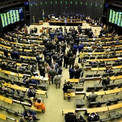 Inscrições do concurso da Câmara terminam nesta segunda; salários até R$ 30 mil