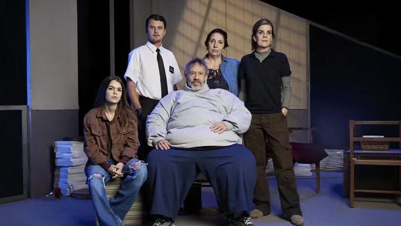 Elenco de 'A Baleia' - Emílio de Mello vive personagem principal — Foto: Ale Catan