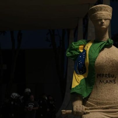 STF realiza ato pela democracia em 3 anos de 8 de janeiro; julgamento é retomado