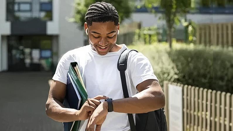 UFMG divulga resultado de bolsas de extensão para 2026