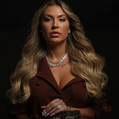 Plataforma Privacy pode banir conteúdo de Andressa Urach com o filho