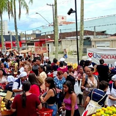 Igreja entrega 4 toneladas de alimentos a 650 pessoas
