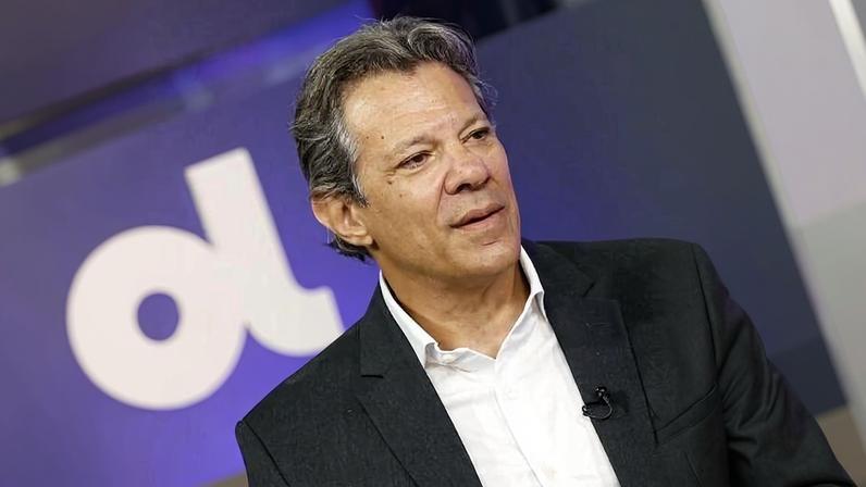 Fernando Haddad, ministro da Fazenda, em entrevista para o UOL News nesta segunda (19)