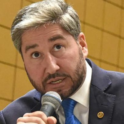 Justiça determina cumprimento de pena por importunação sexual contra Isa Penna