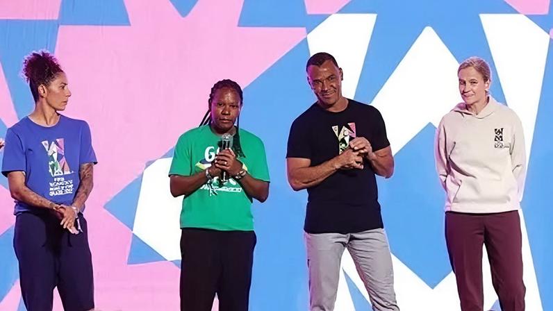Cristiane, Formiga, Cafu e Jill Ellis no lançamento oficial da marca da Copa do Mundo Feminina de 2027
