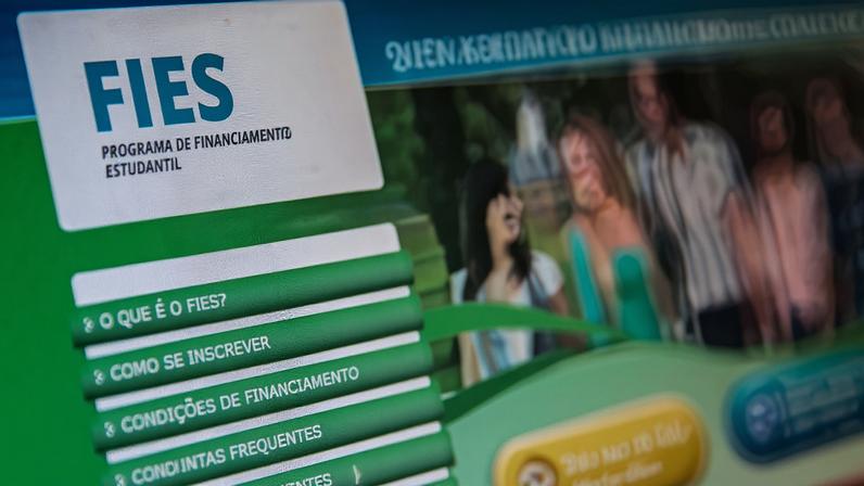 Fundo de Financiamento Estudantil,Fies