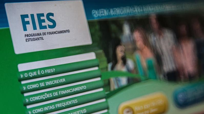 Fundo de Financiamento Estudantil,Fies