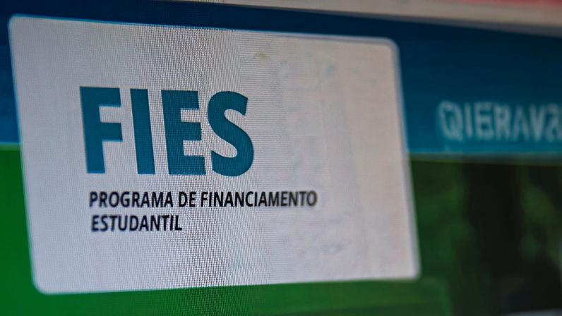 Fundo de Financiamento Estudantil,Fies