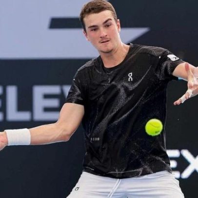 Fonseca se retira do ATP de Brisbane por lesão