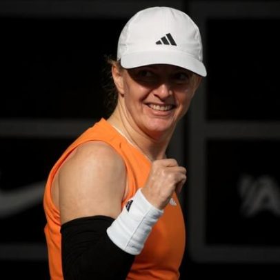Francesca Jones surpreende a cabeça 2 Navarro na estreia em Auckland