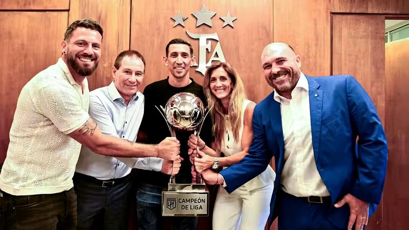 Rosario Central foi o campeão argentino de 2025 — Foto: AFA