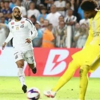 Santos e Corinthians empatam no Paulista após gol de Gabigol e falha de Hugo