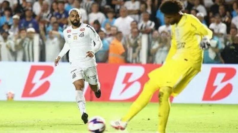 Gabigol e Hugo Souza protagonizaram o empate entre Santos e Corinthians