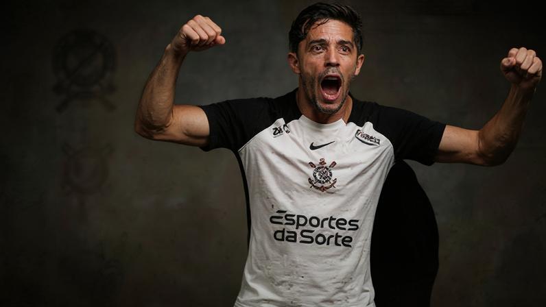 Corinthians anuncia Gabriel Paulista como primeiro reforço para 2026