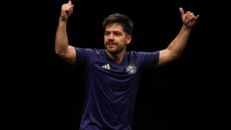 Gabriel Costa é anunciado no Dibradores FC (Foto: Reprodução)