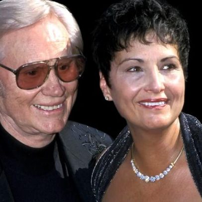 Viúva de George Jones entra com ação contra ex-namorado por roubo de criptomoedas
