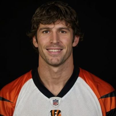 Ex-jogador da NFL é internado em estado grave após acidente na fazenda