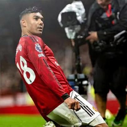 Casemiro anuncia saída do Manchester United
