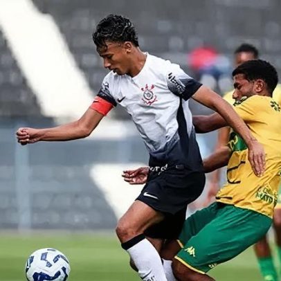 Dorival pede Corinthians promove trio da base ao profissional