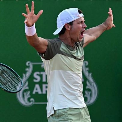 Guto é campeão em simples e duplas e sobe ao top 3 no ranking