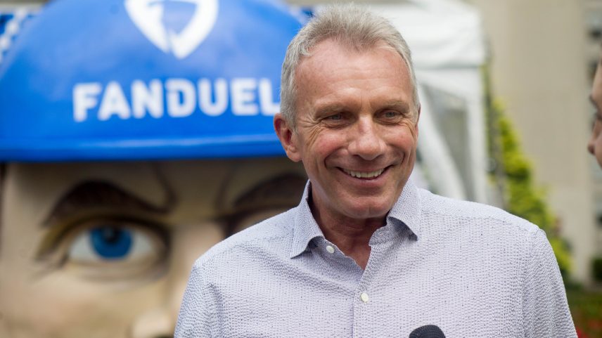 Joe Montana is winning big ahead of the Super Bowl this year.