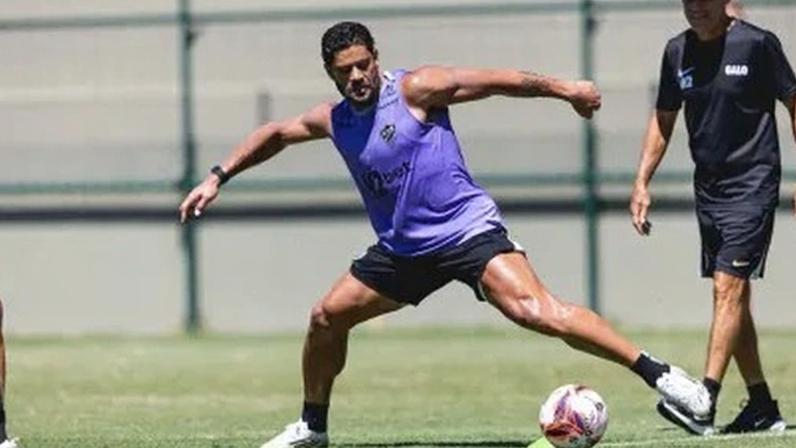 Hulk durante treino do Atlético-MG na pré-temporada de 2026