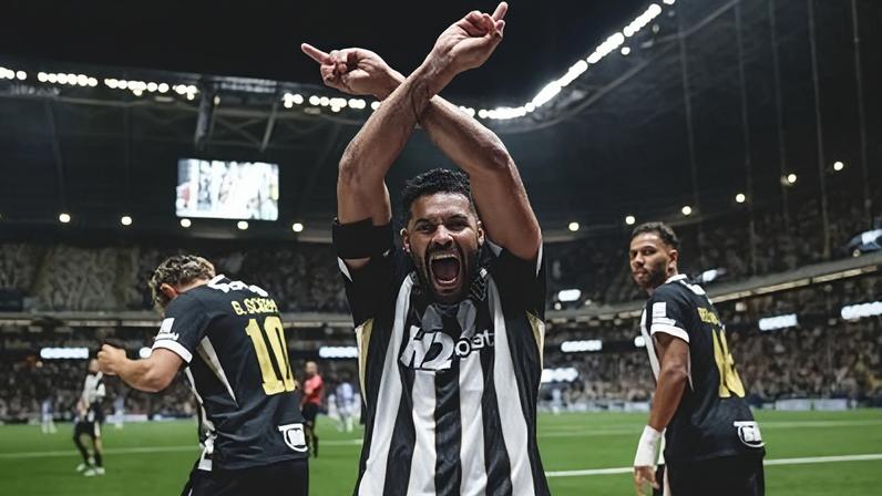 Hulk comemora gol da virada sobre o Cruzeiro na Arena MRV