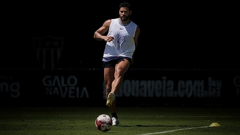 Hulk em treino do Atlético-MG