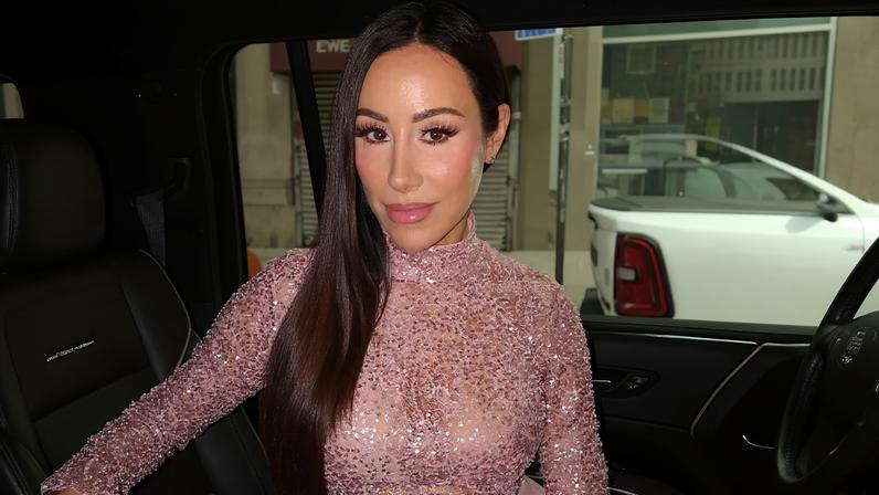 Angie Katsanevas trolled her “Real Housewives of Salt Lake City” co-star Lisa Barlow after Ben Affleck couldn’t remember meeting her.