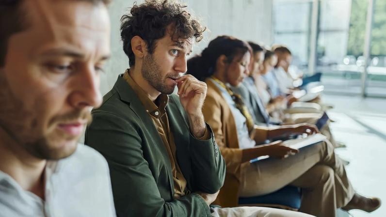 61% dos profissionais querem novo emprego em 2026