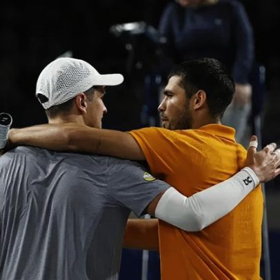 Alcaraz manda recado a João Fonseca no Australian Open
