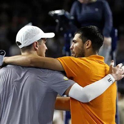 Alcaraz manda recado a João Fonseca no Australian Open